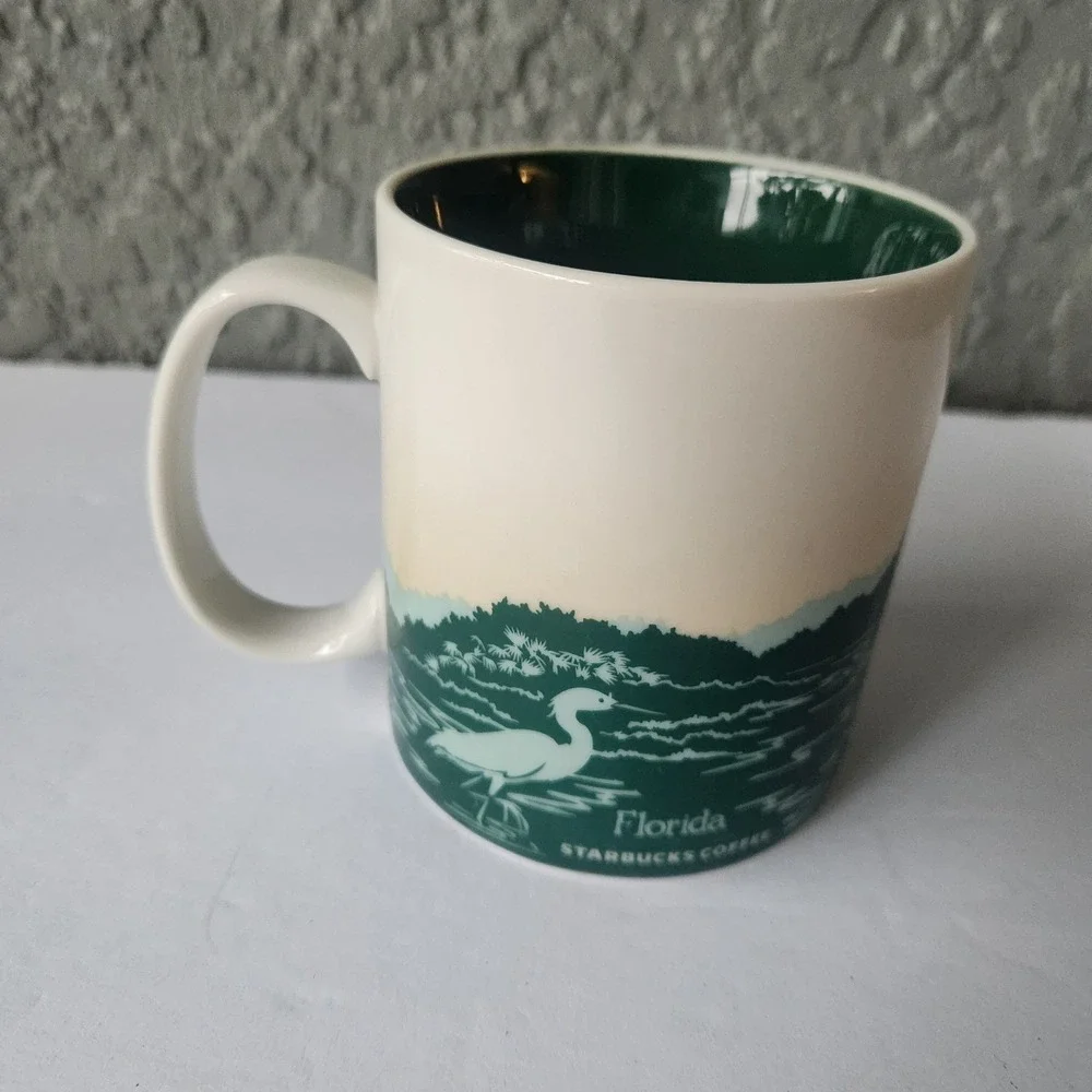 Starbucks Florida Architecture Series City Mug 18oz Alligator Green Cream 2011